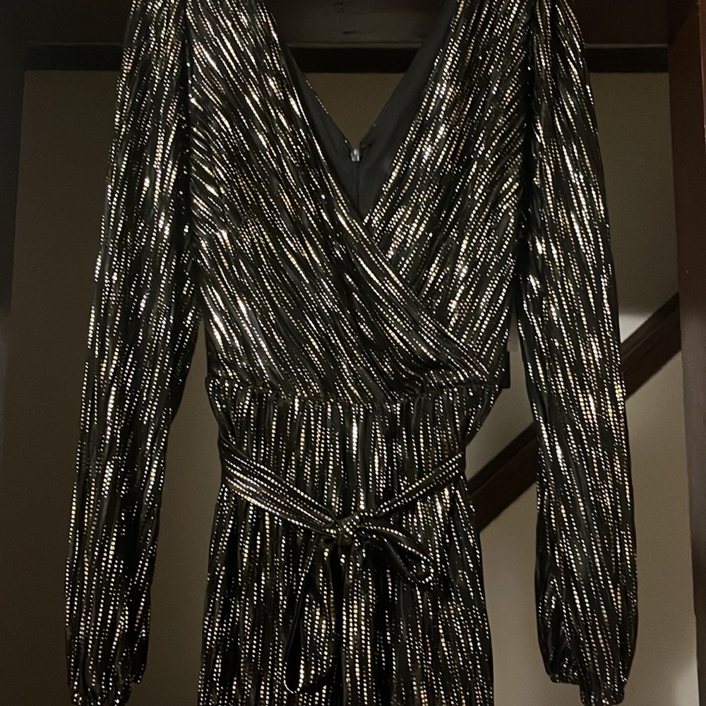 GUESS EVENING DRESS, NWT - SIZE 14 NEVER WORN